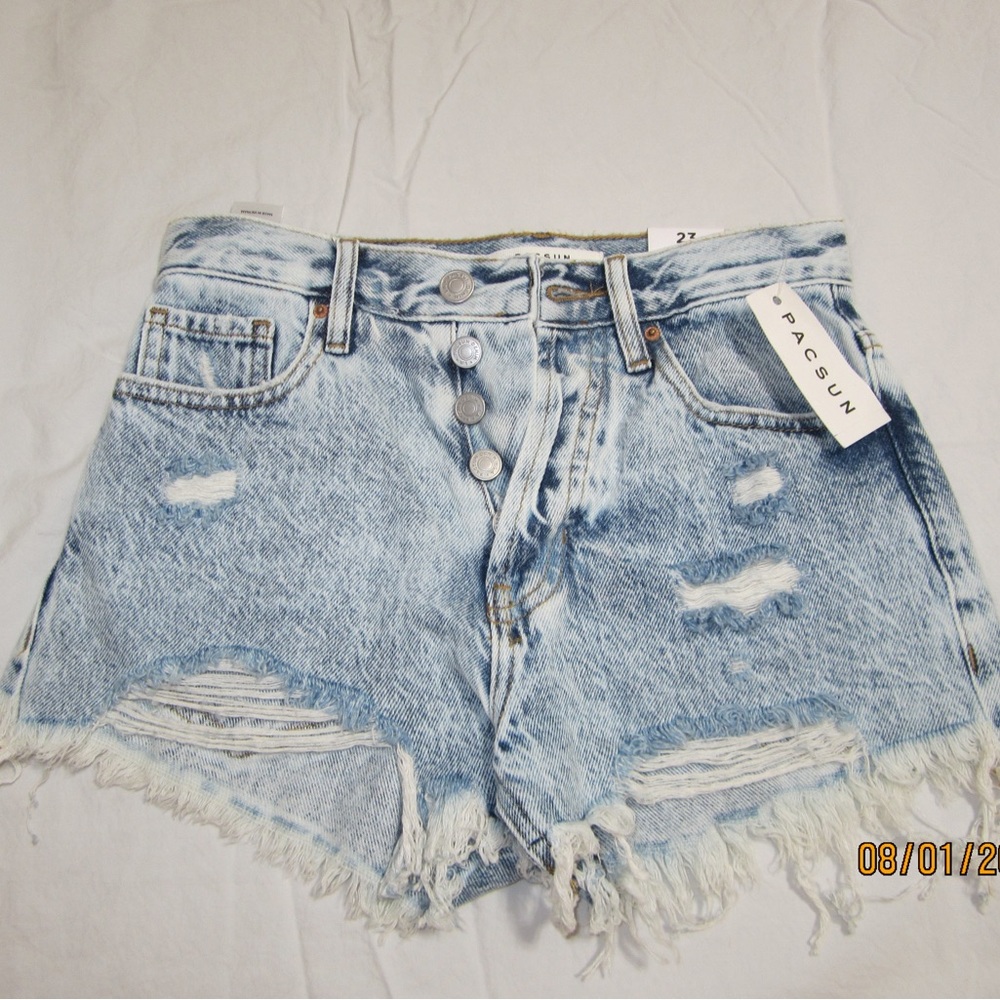 New with tags denim Vintage high rise Pacsun shorts size 23